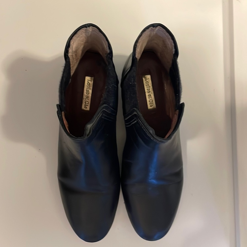 Louise et Cir Black Booties Size 7